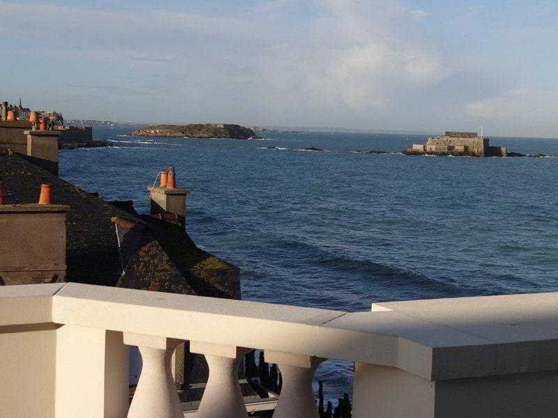 Hôtel Le Nouveau Monde Saint-Malo Exterior foto